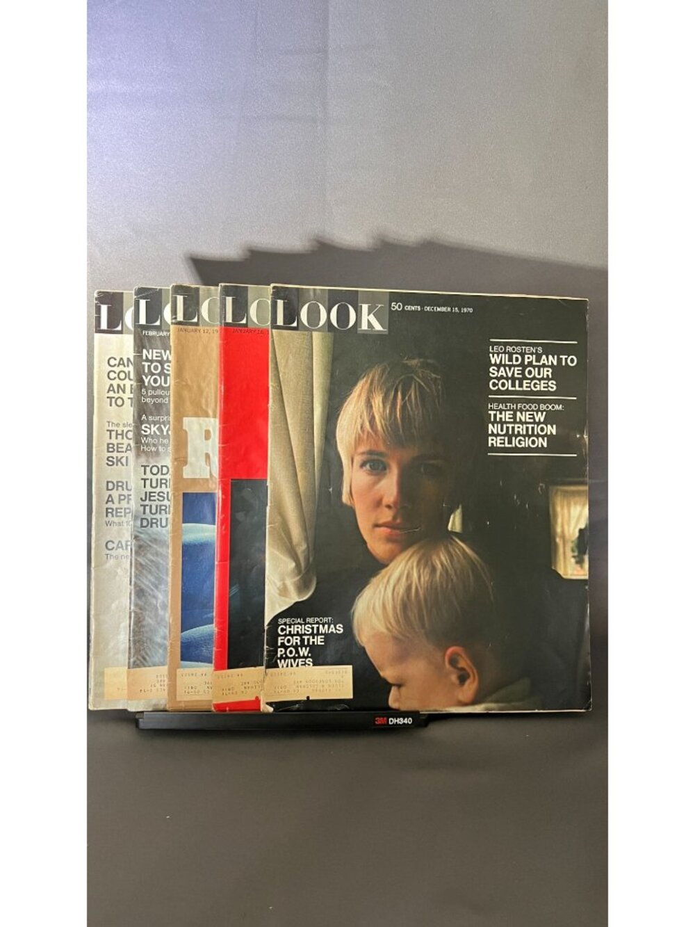 Vintage Look Magazine Bundle (1970-1971 Editions) Iconic Covers